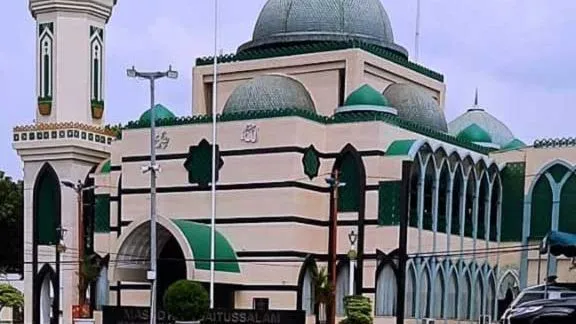 Masjid Baitussalam KDC: Jembatan Layanan untuk Kehidupan Sehari-hari di Cilacap